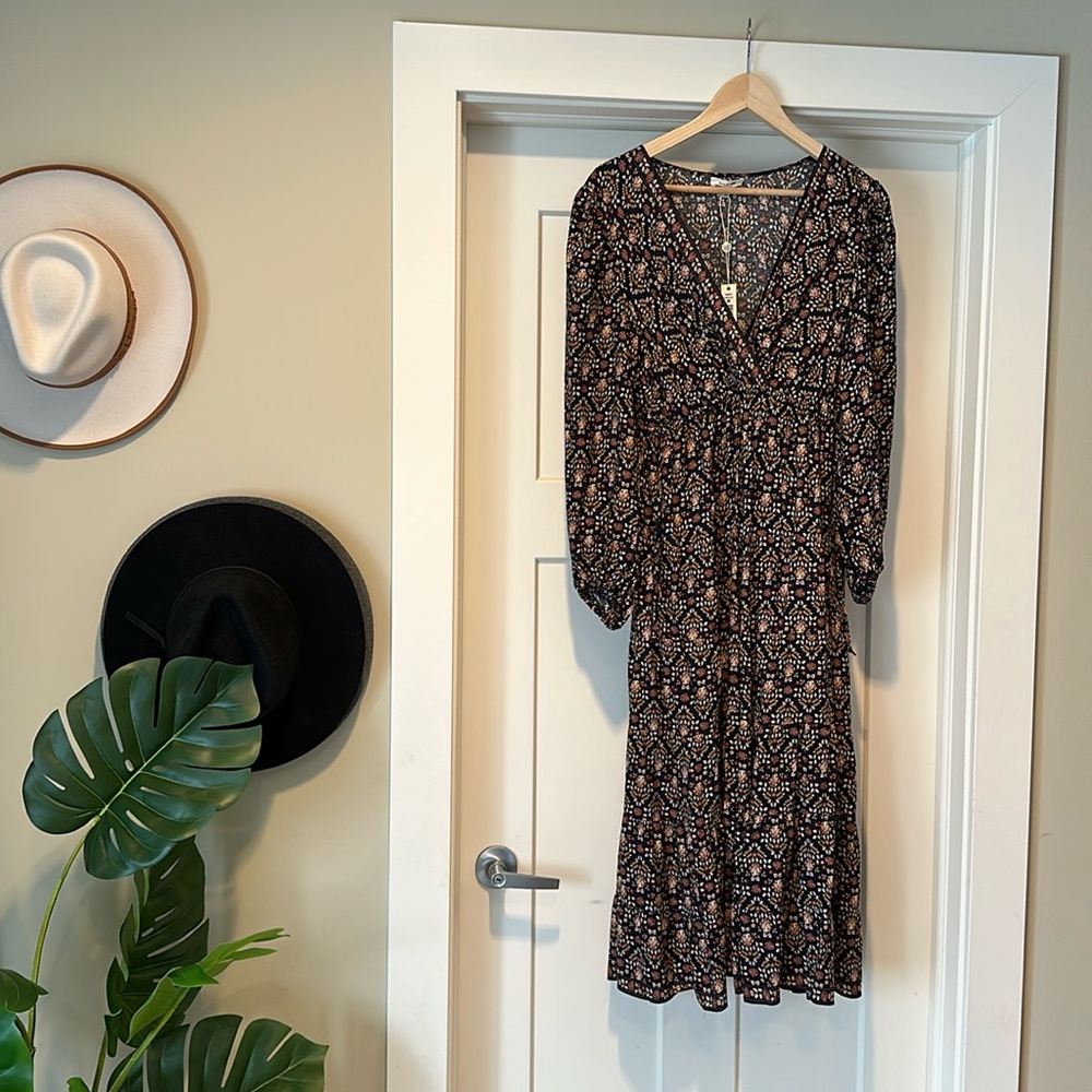 Women’s dress